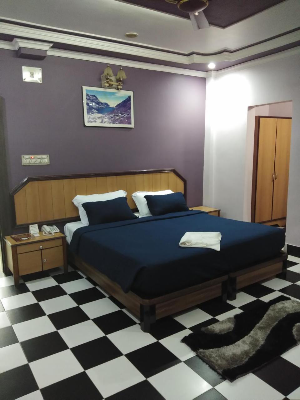Oyo 24916 Hotel Aquatic Palace Kalyani Exterior foto